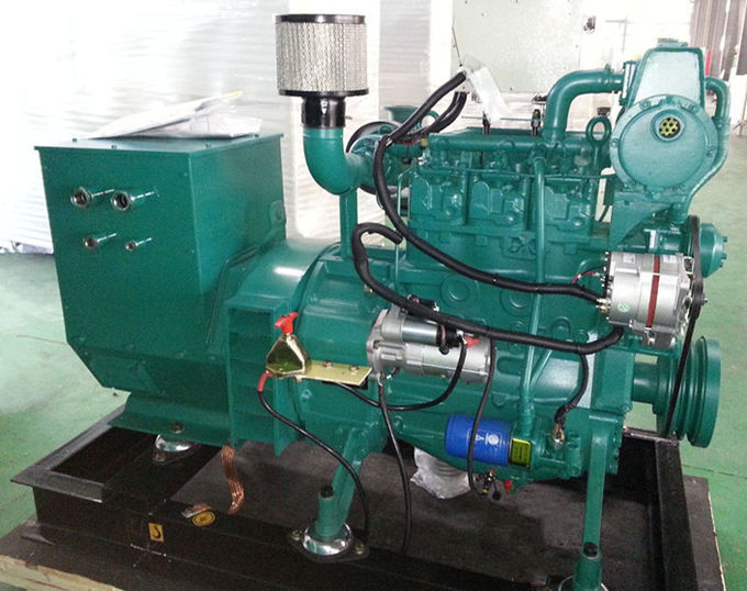 weichai diesel marin du générateur 30kva de 60hz 440V 20kva pour l'approbation de flottement de classe de la péniche CCS