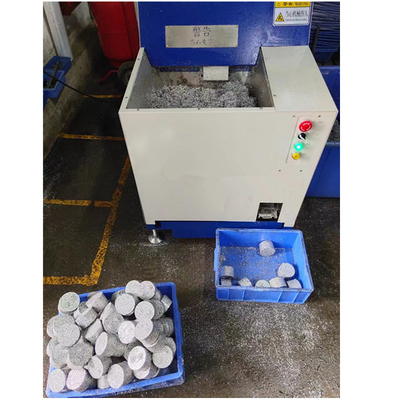 Petite machine à commande numérique à puces Baler de fer de cuivre de l'aluminium des copeaux de remplissage des déchets de métal Briquetteuse