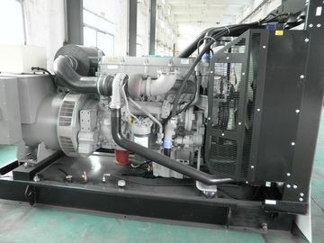 générateur diesel refroidi à l'eau de 900kva Perkins, générateur diesel électrique avec le panneau de commande hauturier