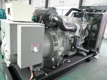 Ajustement diesel refroidi à l'eau d'automobile du générateur 200kva de 1106A-70TAG4 Perkins